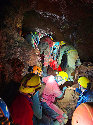 Moving the stretcher underground